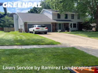 Lawn Service nearby West Des Moines, IA, 
