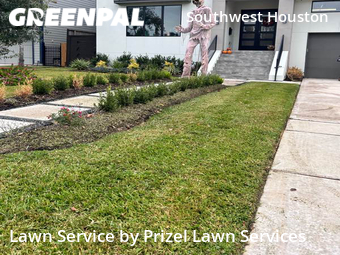 Yard Cuttingin Bellaire,77401,Lawn Care by Prizel Lawn Services, work completed in Nov , 2025