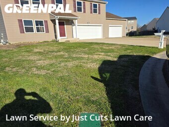 Lawn Mowing nearby Belleville, IL, 