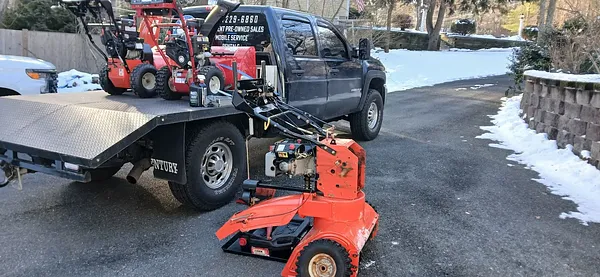 The Small Engine Specialist LLC Photo 14
