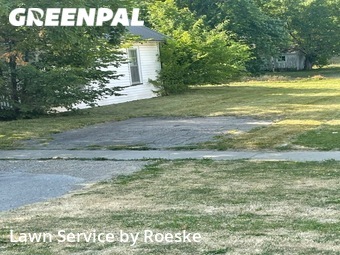 Yard Mowing nearby Stanford, IL, 