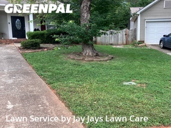 Lawn mowed in Monroe, 28110