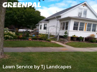 Grass Cutting nearby Green Bay, WI, 