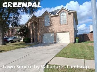 Lawn Care Servicein Pasadena,77504,Yard Mowing by Valladares Landscap, work completed in Dec , 2025