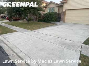 Lawn Mowing nearby Converse, TX, 