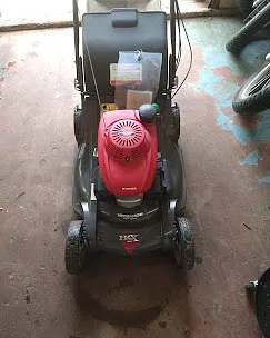 Loose Nuts Small Engine & Motorcycle repair Photo 1