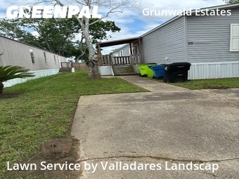Lawn Cutin Rosenberg,77471,Yard Cutting by Valladares Landscap, work completed in Jun , 2026
