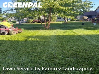 Lawn Mowing nearby West Des Moines, IA, 