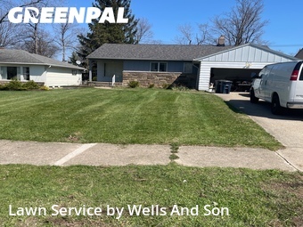 Lawn Mowing nearby Lyndhurst, OH, 