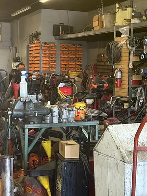 TNT Lawn Equipment Photo 2