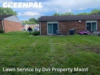 Lawn mowed in Newark, 19702