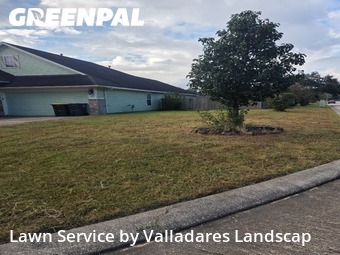 Lawn Maintenancein Conroe,77304,Lawn Mowing Service by Valladares Landscap, work completed in Dec , 2025