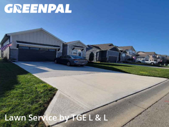 Lawn Care Service nearby Lee's Summit, MO, 