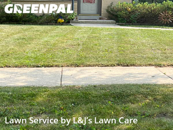 Lawn Mowing nearby Oak Creek, WI, 