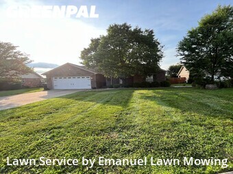 Lawn Maintenance nearby Jeffersonville, IN, 