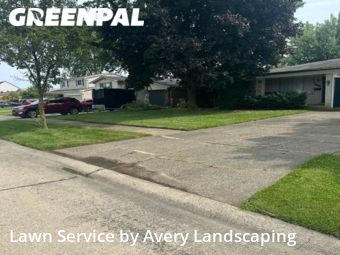 Yard Mowing nearby Sterling Heights, MI, 