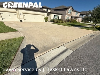 Grass Cutting nearby Zephyrhills, FL, 
