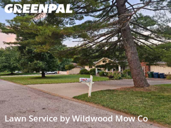 Lawn Mowing nearby Ballwin, MO, 