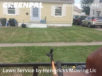 Lawn mowed in Elyria, 44035