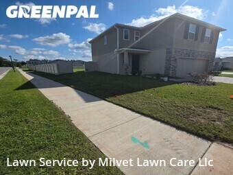 Lawn mowed in Lake Wales, 33859