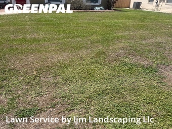 Lawn mowed in Buena Ventura Lakes, 34743