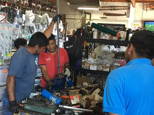 Mr B's Lawnmower Shop Photo 5