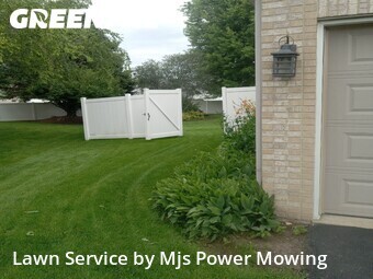 Lawn mowed in Loves Park, 61111