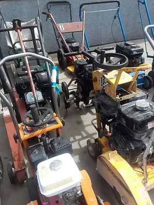 A B & C Small Engines Photo 15