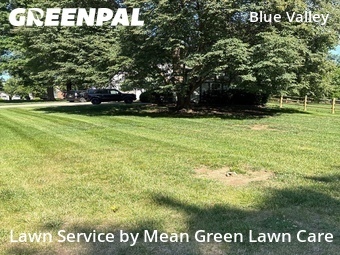 Lawn Maintenance nearby Stilwell, MO, 