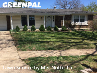 Lawn Mowing nearby Ballwin, MO, 