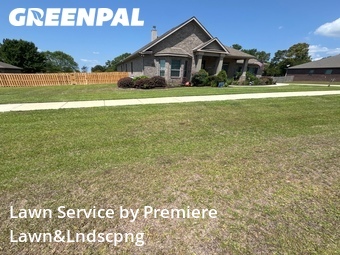 Lawn Mowing Service nearby Pace, FL, 