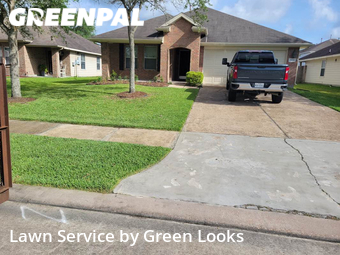 Lawn Maintenance nearby Dickinson, TX, 