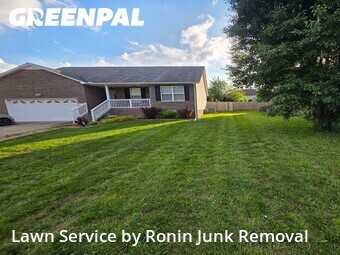 Lawn Care Service nearby Clarksville, TN, 
