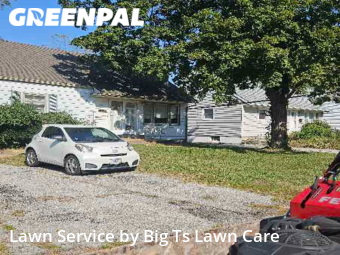 Lawn Mowing nearby Overland, MO, 