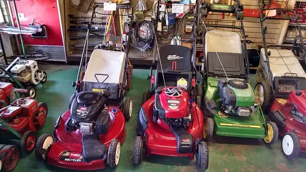 Phil's Lawnmower Repair Photo 8
