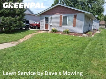Lawn mowed in Edwardsville, 62025