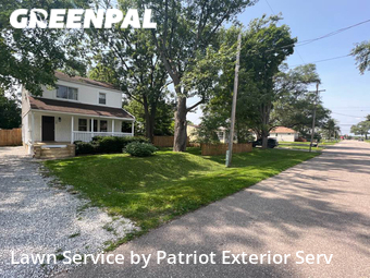 Lawn Cutting nearby Burton, MI, 