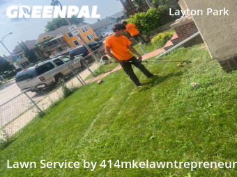 Lawn Mowing Service nearby Milwaukee, WI, 