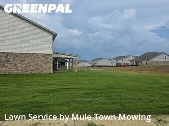 Lawn mowed in Columbia, 38401