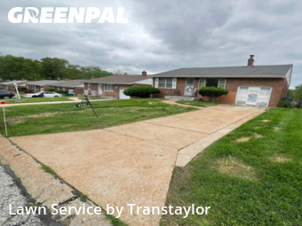 Lawn Mowing nearby Jennings, MO, 