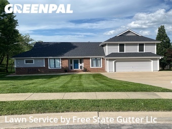 Lawn Maintenance nearby Lawrence, KS, 