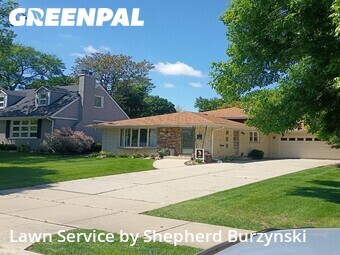 Lawn Maintenance nearby Clarendon Hills, IL, 