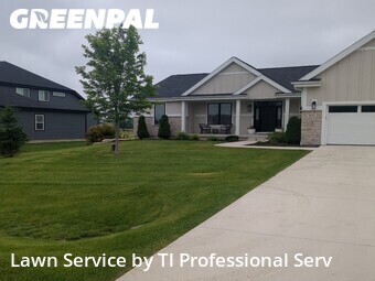 Lawn Mowing nearby Verona, WI, 