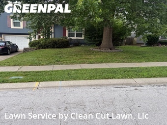 Lawn Care Service nearby Lee's Summit, MO, 