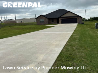 Grass Cutting nearby Centerton, AR, 