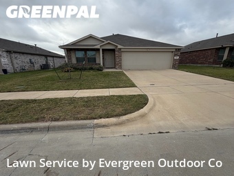 Yard Mowing nearby Hutchins, TX, 