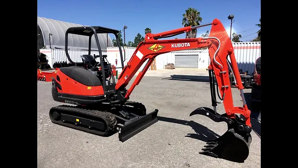 Rhino's Turf Equipment Photo 19