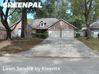 Lawn Mowing Service nearby Conroe, TX, 