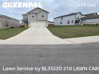 Lawn Mowing Service nearby Converse, TX, 