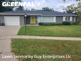 Lawn Maintenance nearby Cedar Rapids, IA, 
